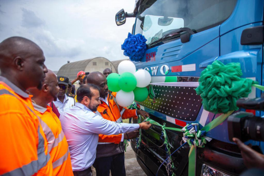 中国重汽在尼日利亚引领绿色电动卡车革命
